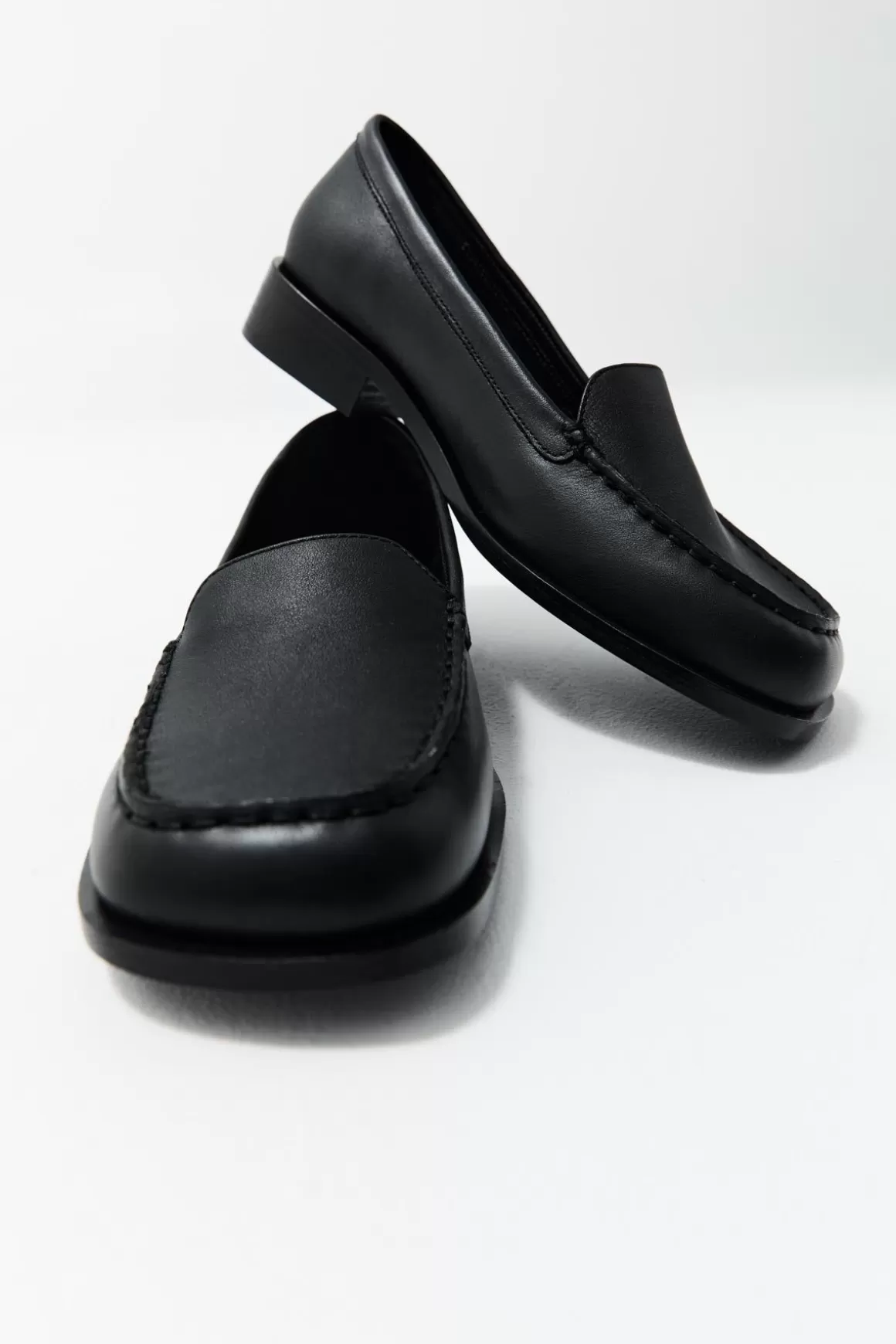 St. Agni Classic Loafer - Black