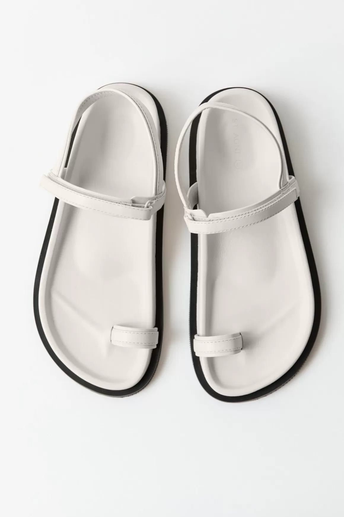 St. Agni Keko Sandal - Cool White