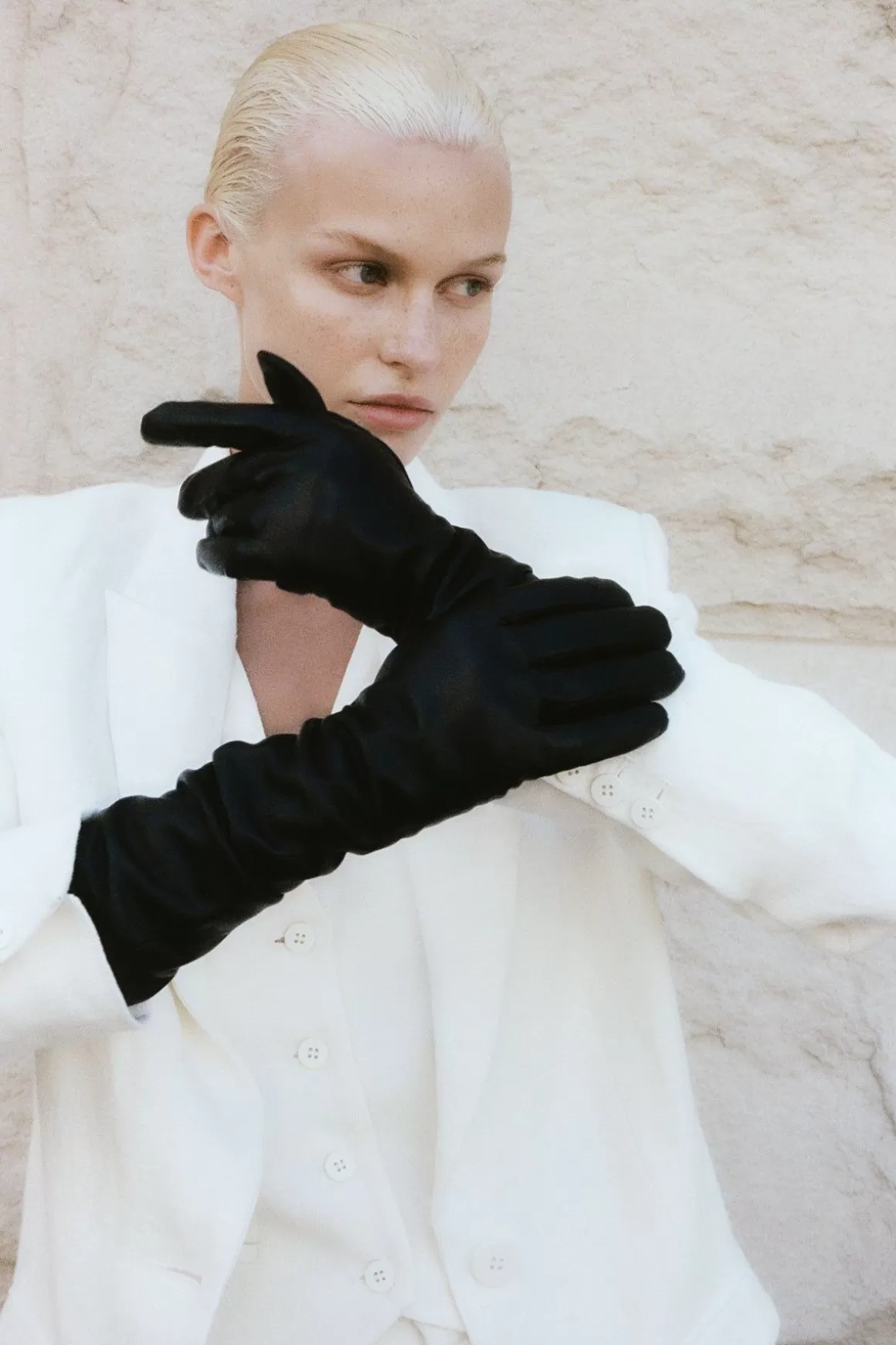 St. Agni Leather Gloves - Black