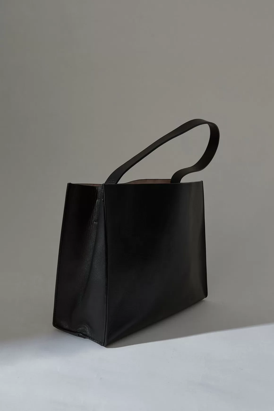 St. Agni Minimal Mini Tote - Black