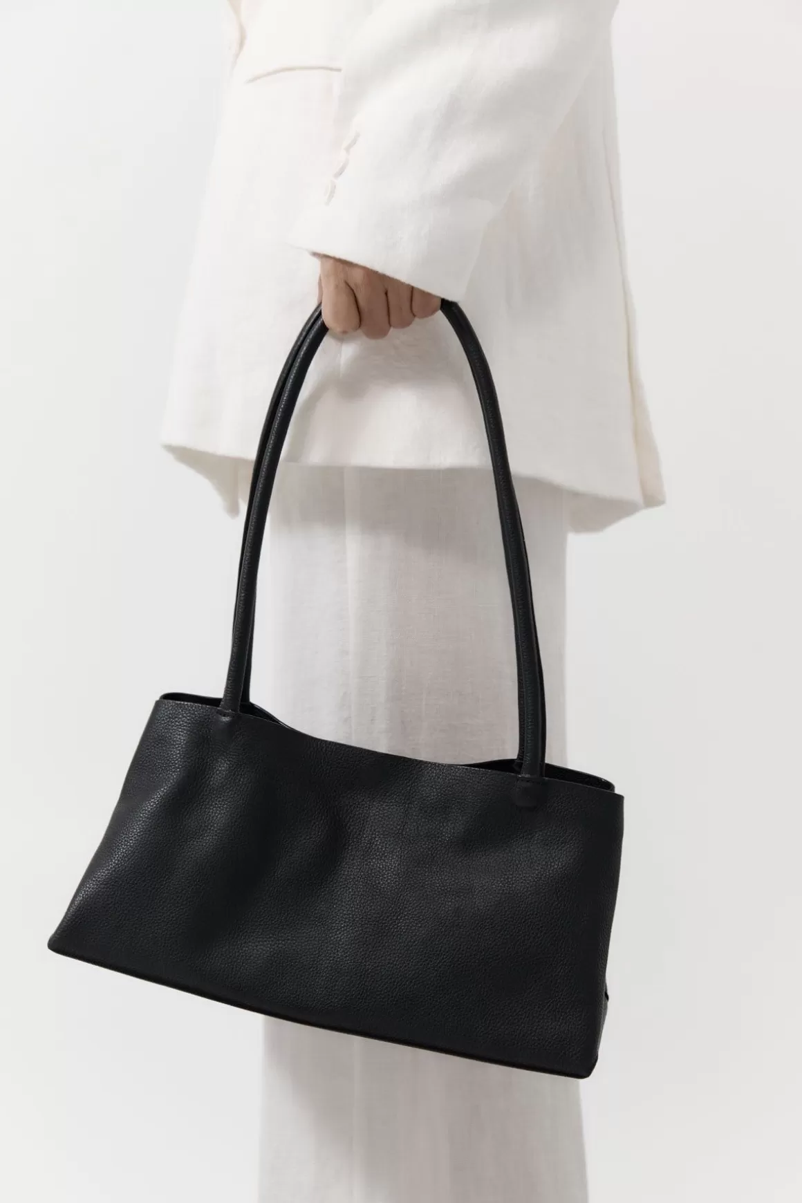 St. Agni Origami Tote - Black