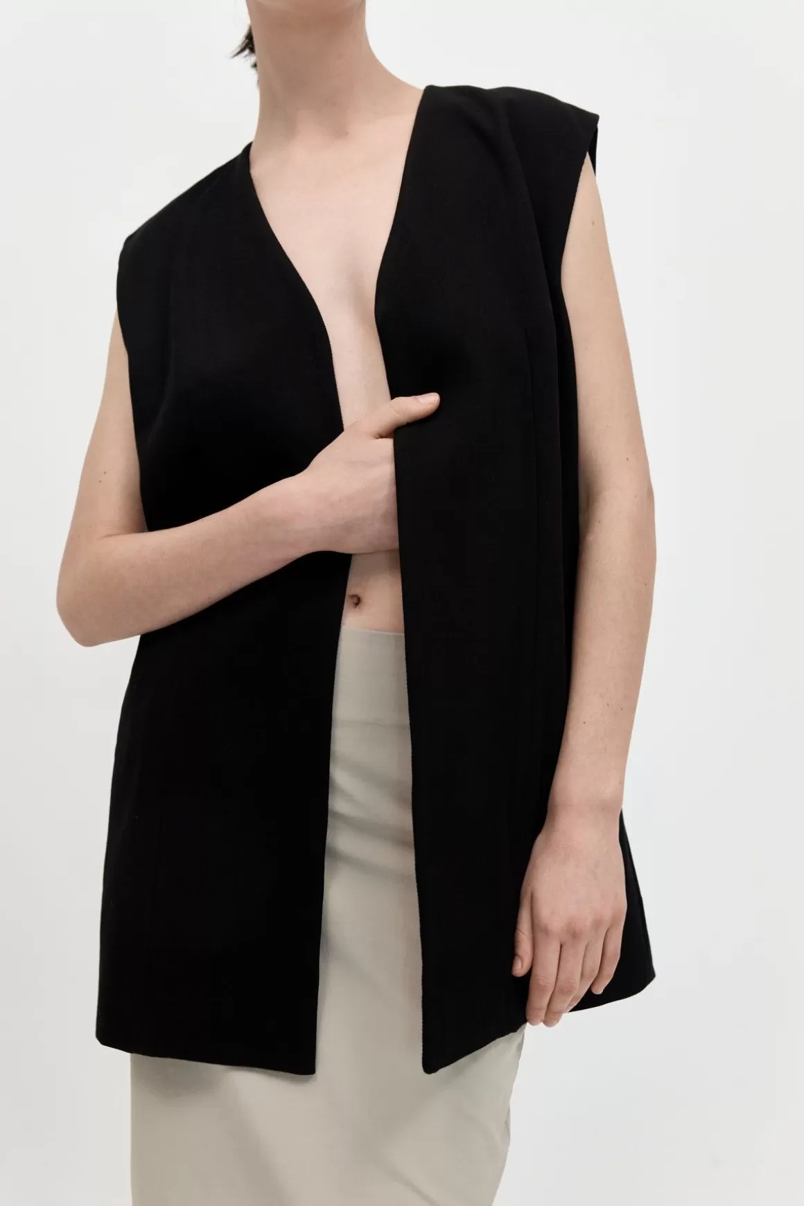 St. Agni Oversized Vest - Black