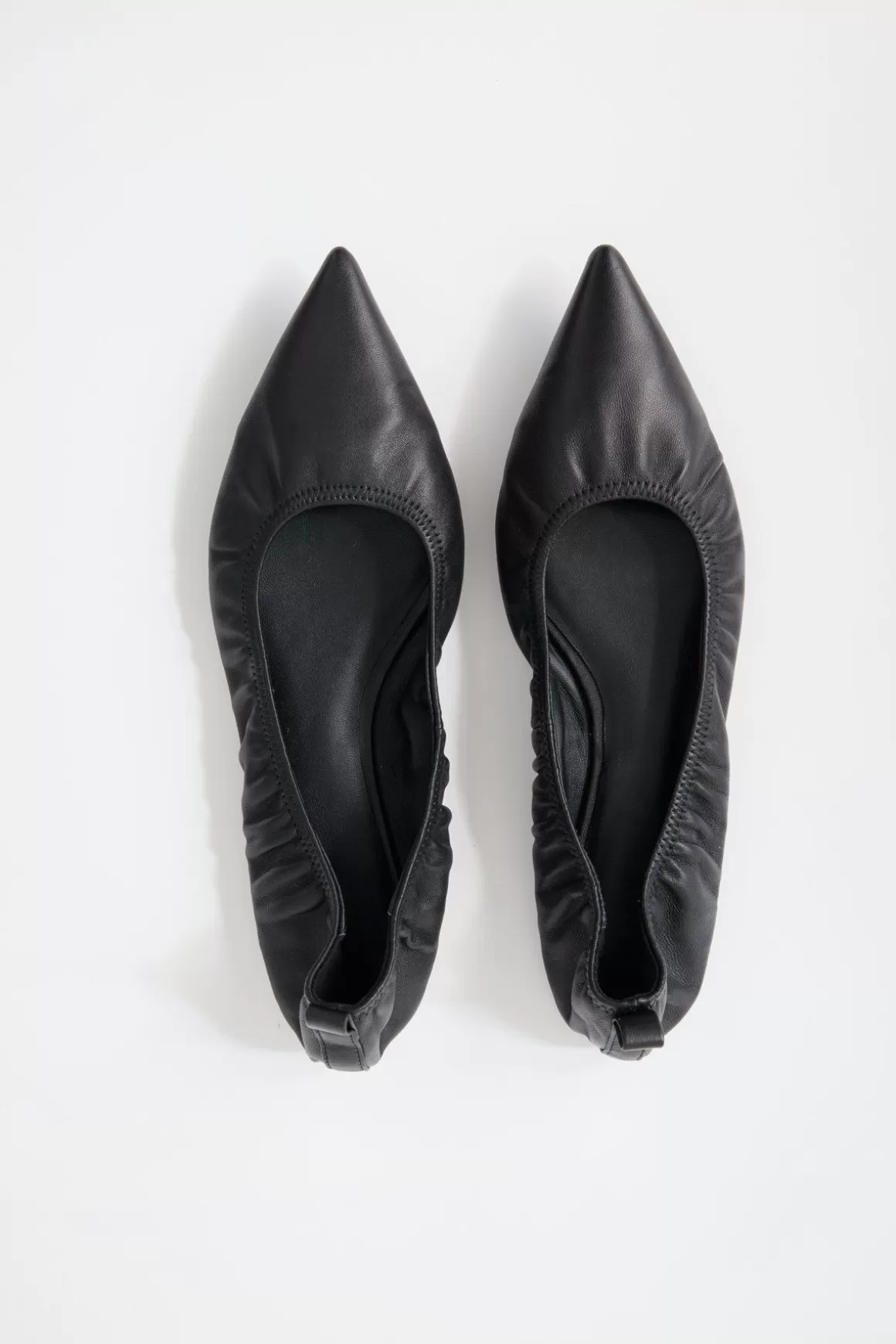 St. Agni Soft Leather Flat - Black