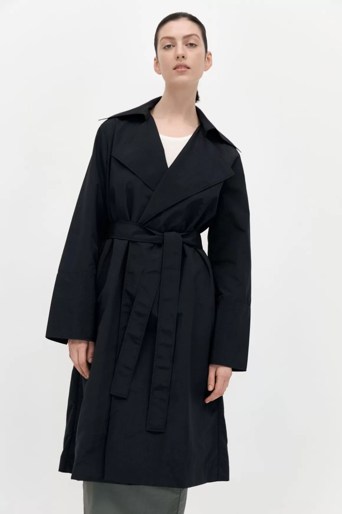 St. Agni Summer Trench Coat - Black