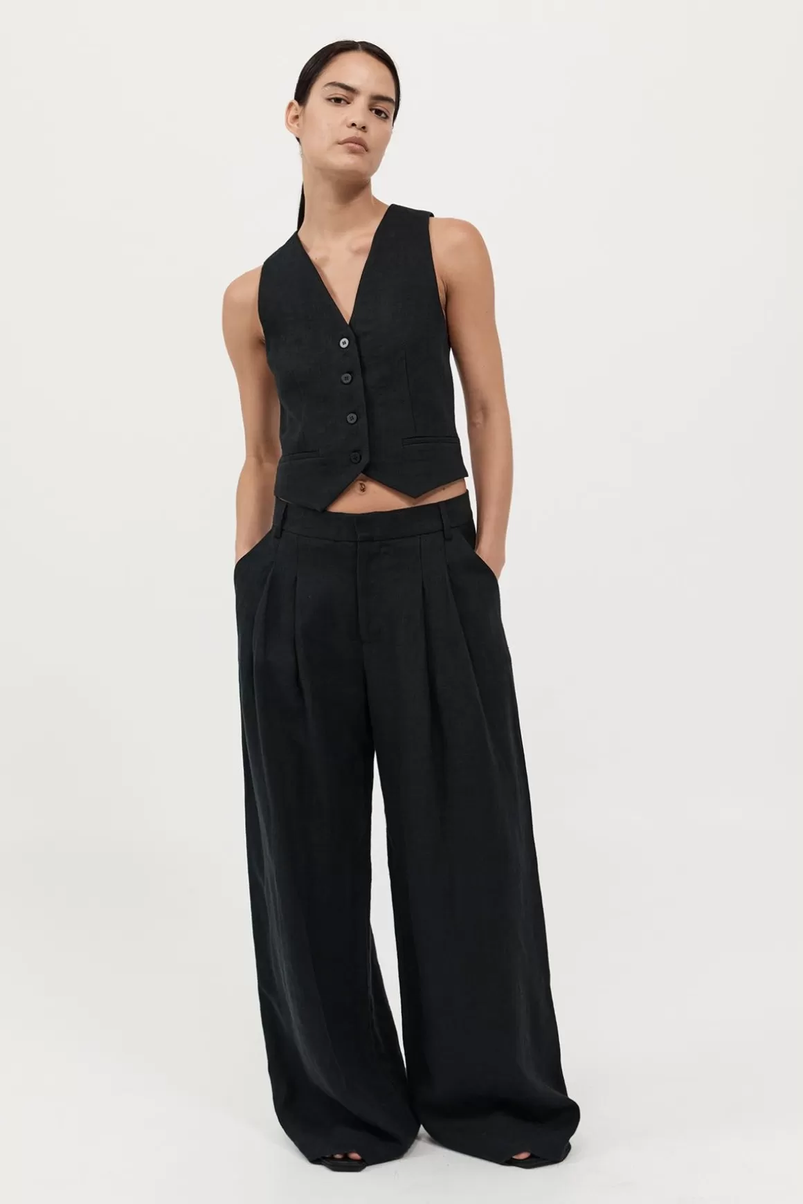 St. Agni Tailored Linen Pants - Black