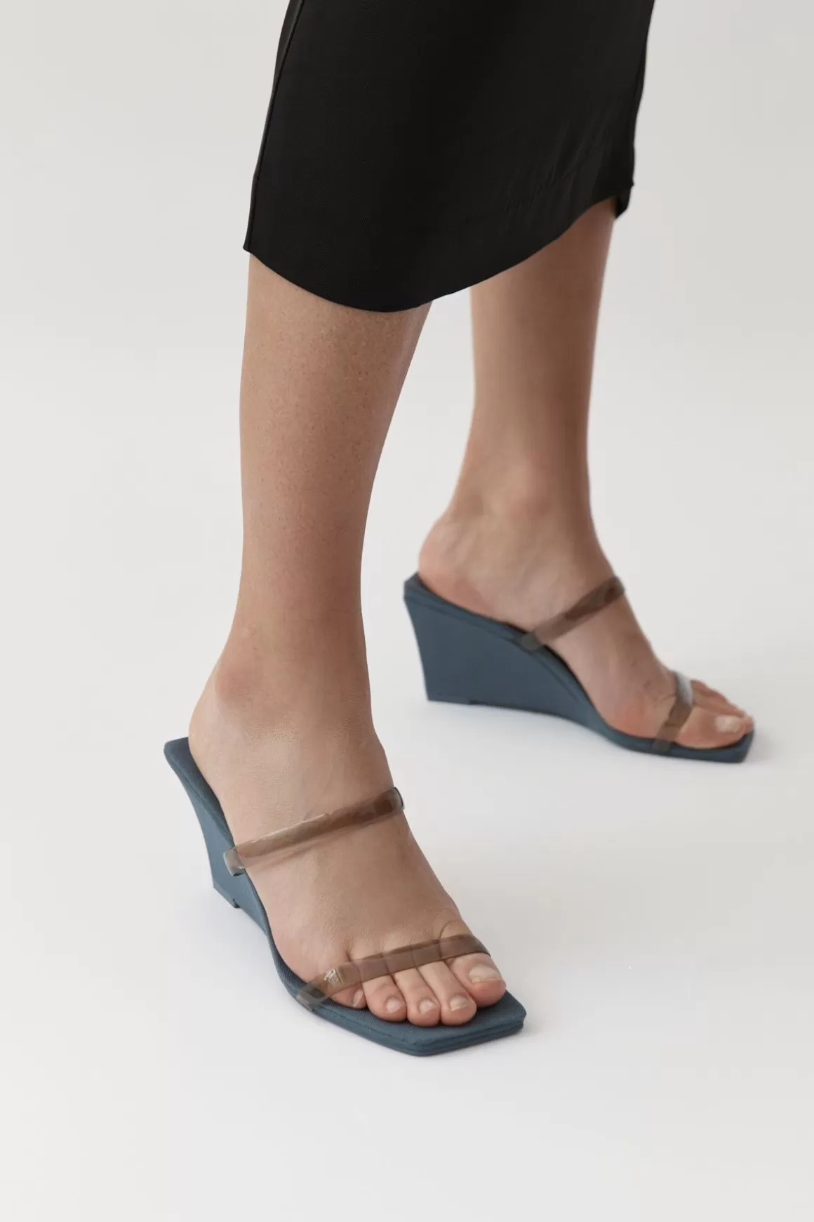 St. Agni Transparent Wedge - Slate