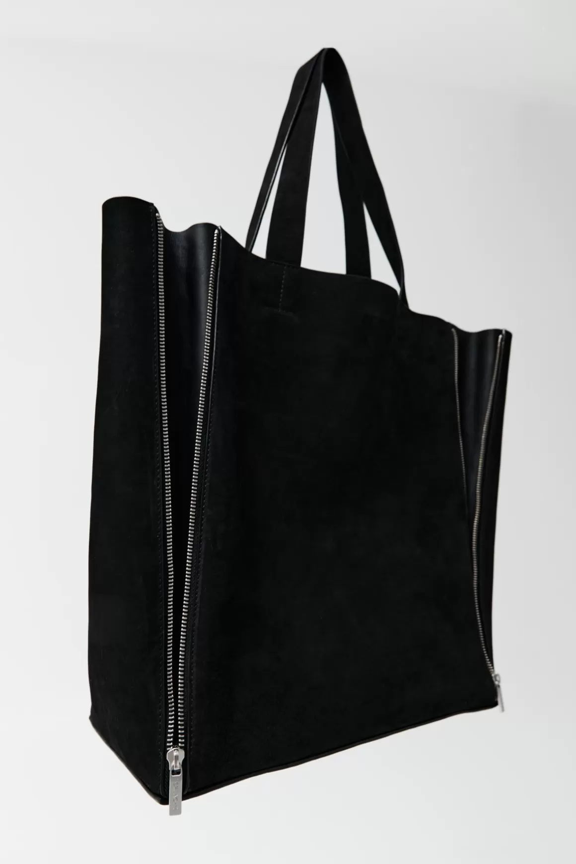 St. Agni Zip Tote Bag - Black